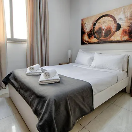 The - 4bed Sliemaseafront Fl 1 By Homely Sliema