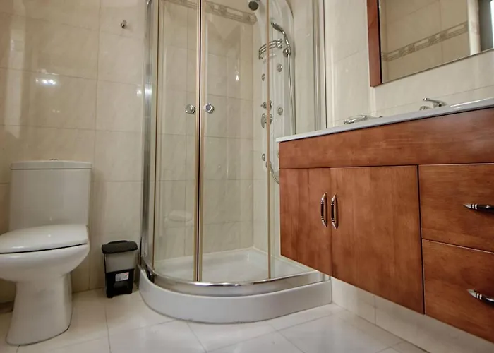 The - 4bed Sliemaseafront Fl 1 By Homely Διαμέρισμα *