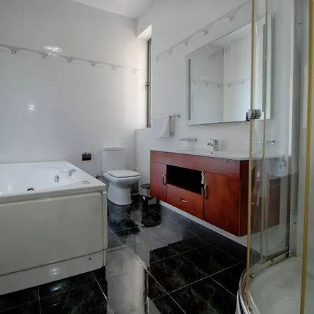 The - 4bed Sliemaseafront Fl 1 By Homely Sliema