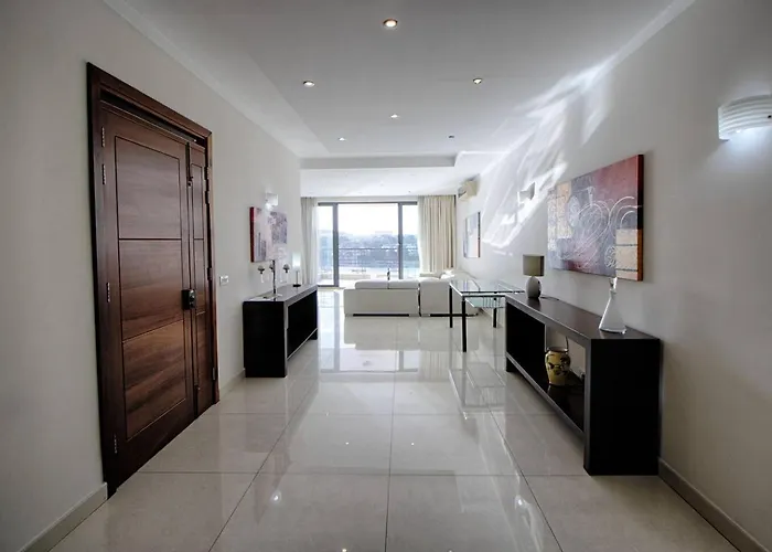 The - 4bed Sliemaseafront Fl 1 By Homely 斯利马