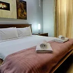 The - 4bed Sliemaseafront Fl 1 By Homely Apartment