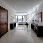 The - 4bed Sliemaseafront Fl 1 By Homely Sliema